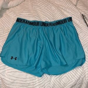 Under Armour Shorts Size Medium